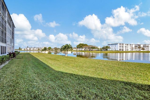 1047 Exeter C, Boca Raton, FL 33434