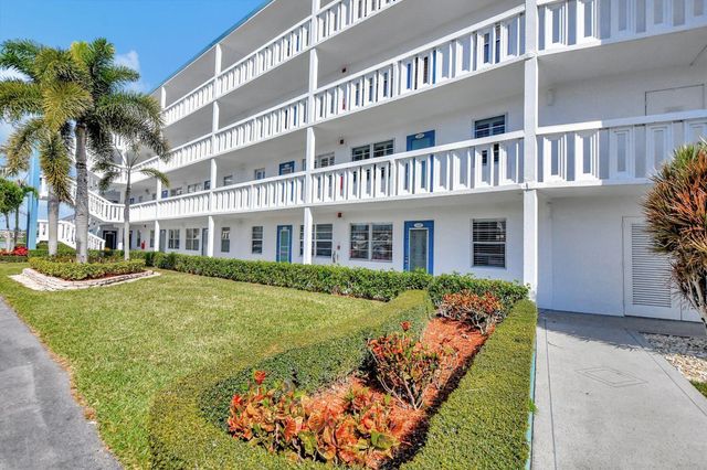 1047 Exeter C, Boca Raton, FL 33434