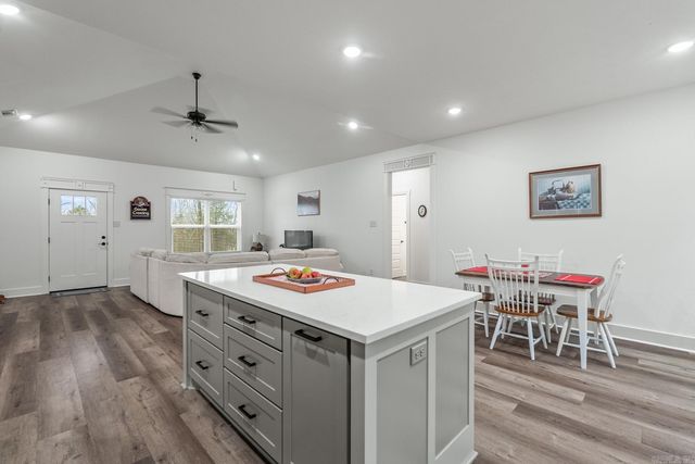 36 Sky Eagle Drive, Greenbrier, AR 72058