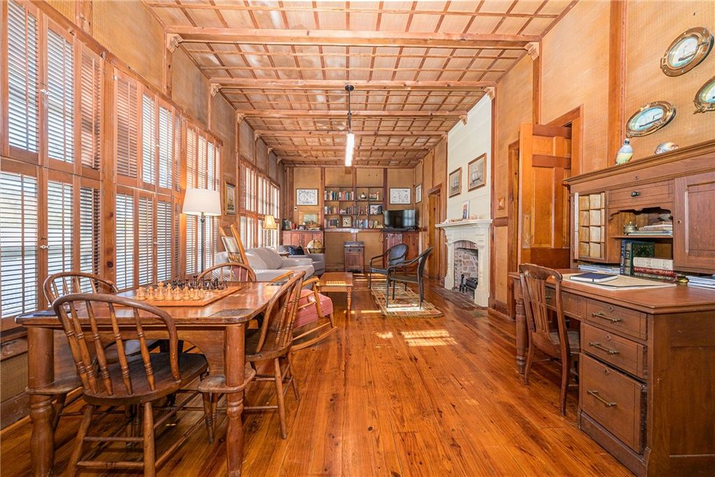 615 S Church St, Rockport, TX 78382 — photo 4
