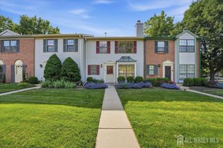 2 Veros Lane, Franklin Twsp, NJ 08823