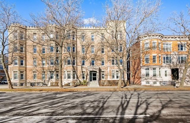1834 Beacon St 5, Brookline, MA 02445