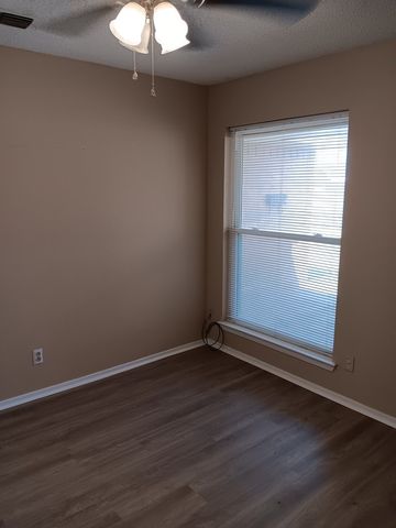 5119 W Illinois Ave, Midland, TX 79703