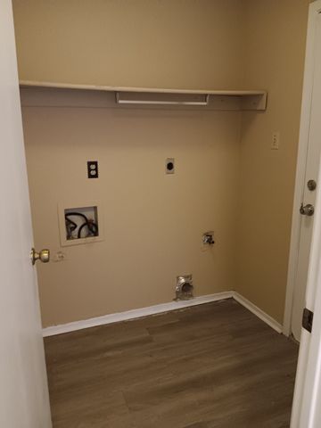 5119 W Illinois Ave, Midland, TX 79703