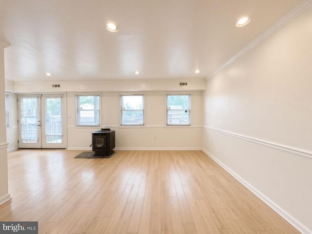 1018 45TH ST NE, Washington, DC 20019