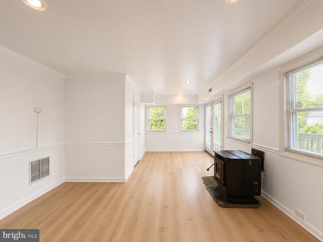 1018 45TH ST NE, Washington, DC 20019