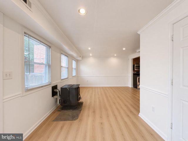 1018 45TH ST NE, Washington, DC 20019