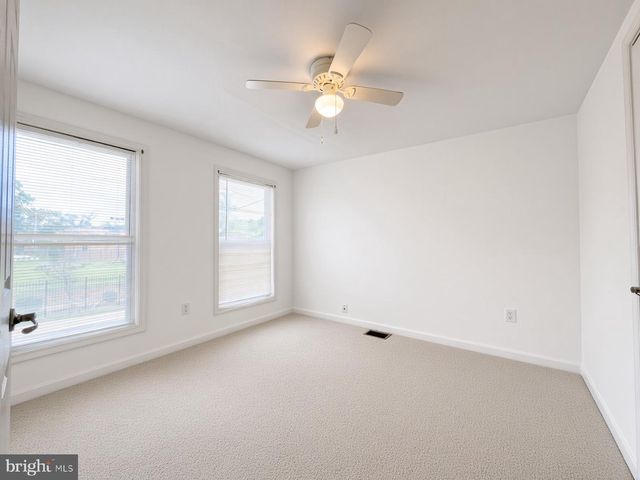 1018 45TH ST NE, Washington, DC 20019