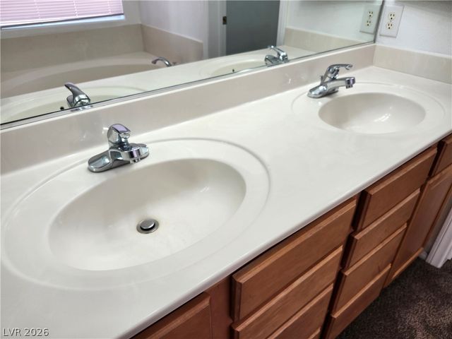 9068 Bold Venture Court, Las Vegas, NV 89148