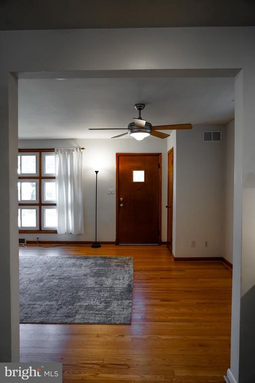 Image 11 of property listing at 1902 MOUNTAIN AVE, Baltimore, MD 21234