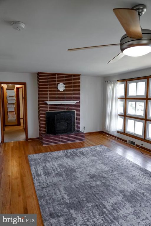 Image 12 of property listing at 1902 MOUNTAIN AVE, Baltimore, MD 21234