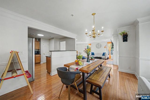 180 Blue Heron 180, Secaucus, NJ 07094