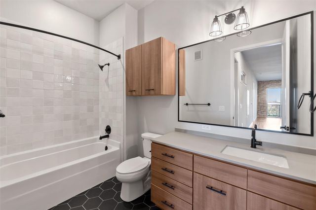 4510 Terry-O LN 417, Austin, TX 78745