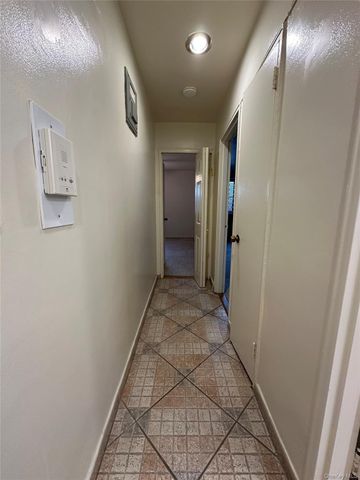 153-25 88th Street 4B, Howard Beach, NY 11414