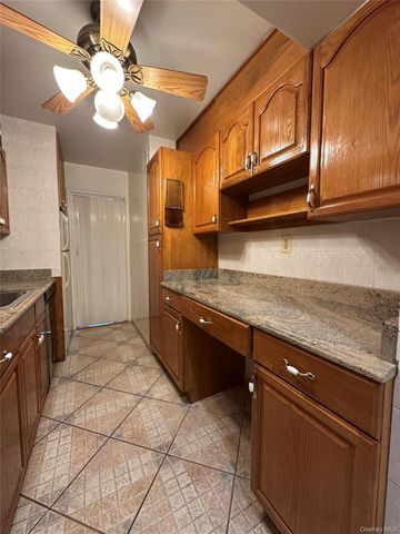 153-25 88th Street 4B, Howard Beach, NY 11414