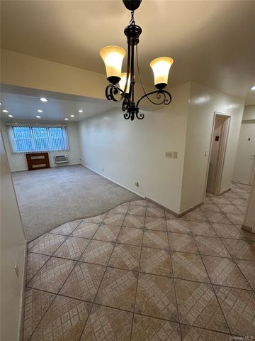 153-25 88th Street 4B, Howard Beach, NY 11414