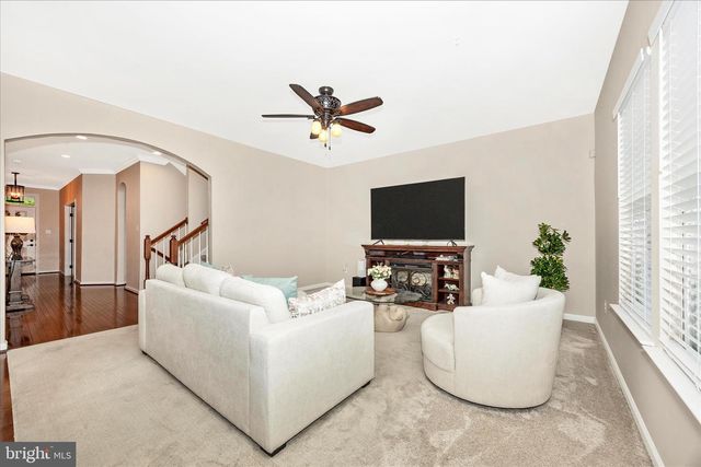 4700 PULLER DR, Jefferson, MD 21755