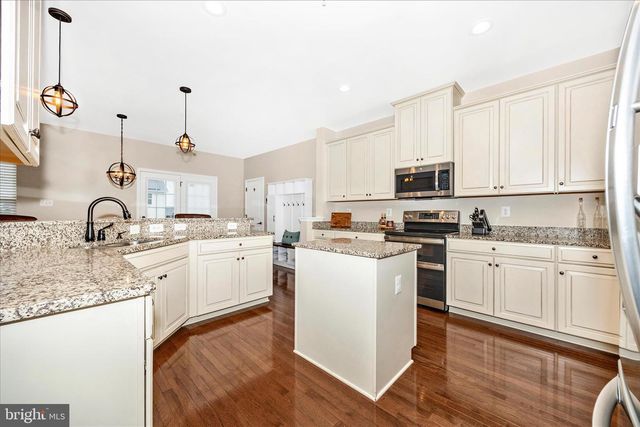 4700 PULLER DR, Jefferson, MD 21755
