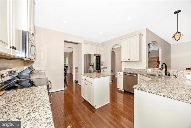 4700 PULLER DR, Jefferson, MD 21755