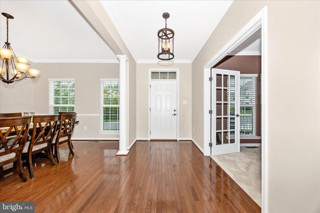 Image 2 of property listing at 4700 PULLER DR, Jefferson, MD 21755
