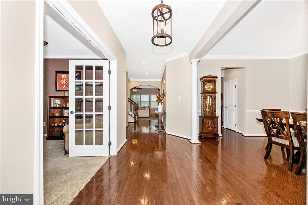Image 23 of property listing at 4700 PULLER DR, Jefferson, MD 21755