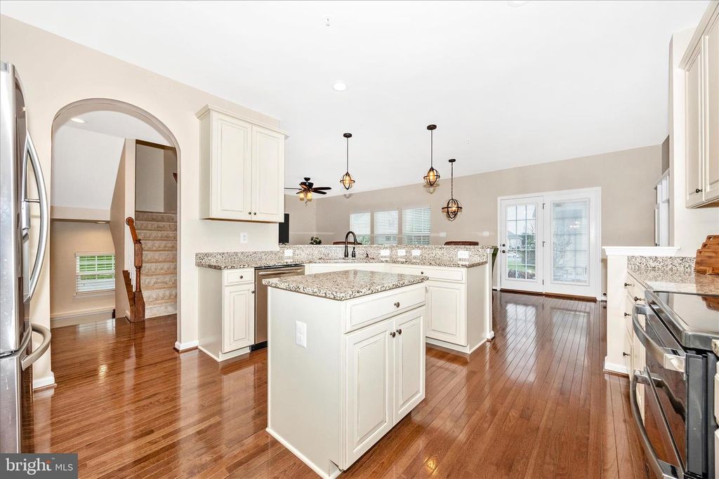 Image 29 of property listing at 4700 PULLER DR, Jefferson, MD 21755
