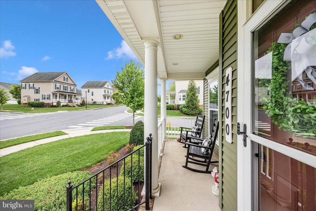Image 45 of property listing at 4700 PULLER DR, Jefferson, MD 21755