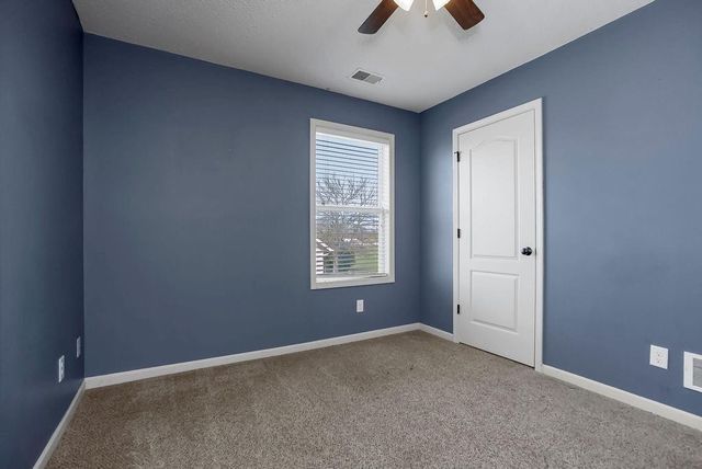 11504 E 207th Circle, Peculiar, MO 64078