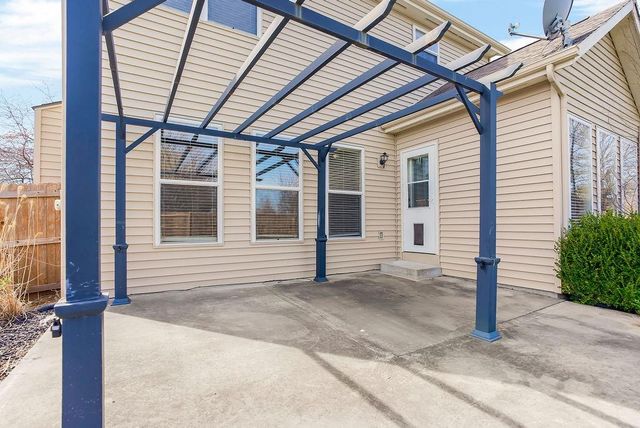 11504 E 207th Circle, Peculiar, MO 64078