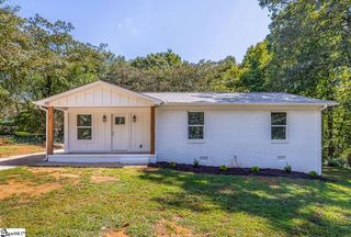 2 Citadel Street, Piedmont, SC 29673