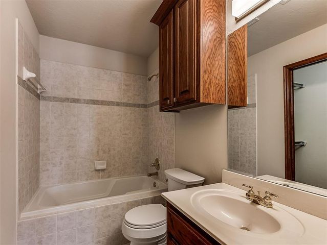 4510 Harrogate Drive, Norman, OK 73072