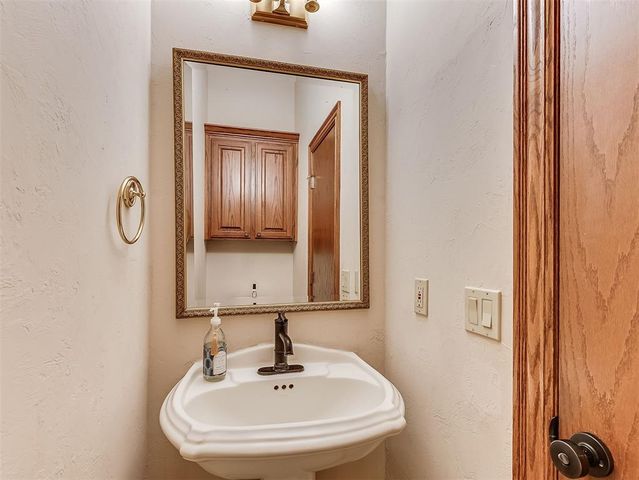 4510 Harrogate Drive, Norman, OK 73072