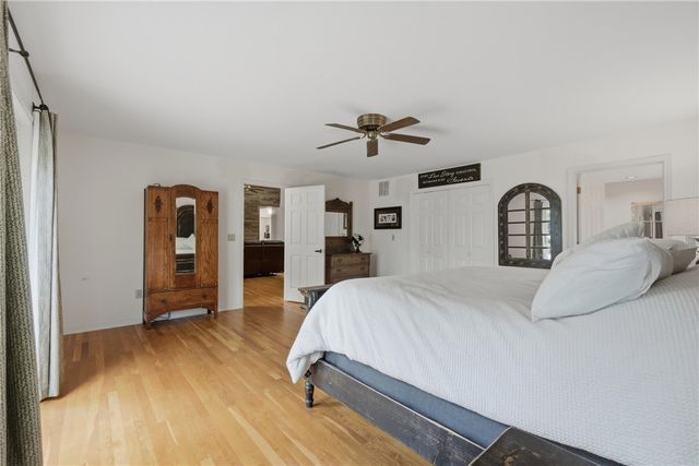 891 Lakeview Drive, Eureka Springs, AR 72631