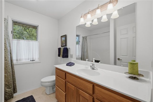 891 Lakeview Drive, Eureka Springs, AR 72631