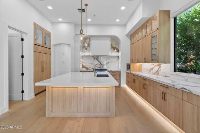 21057 N 74TH Way, Scottsdale, AZ 85255