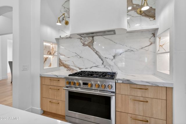 21057 N 74TH Way, Scottsdale, AZ 85255