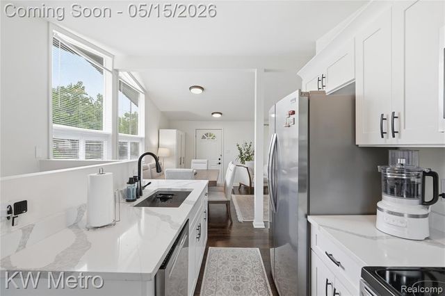 1925 Nakota Road, Royal Oak, MI 48073