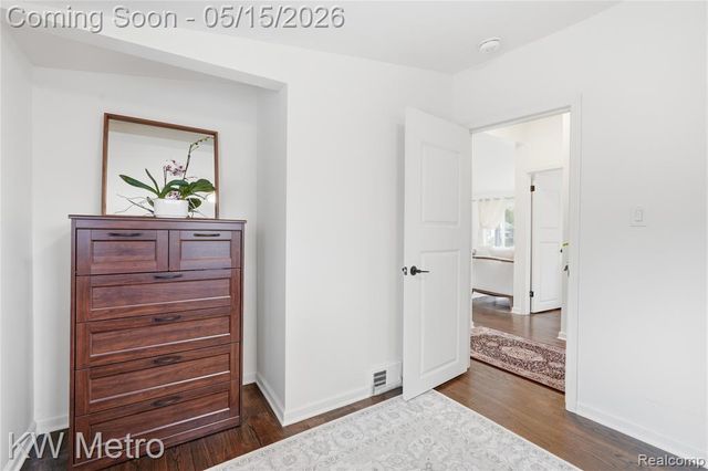 1925 Nakota Road, Royal Oak, MI 48073