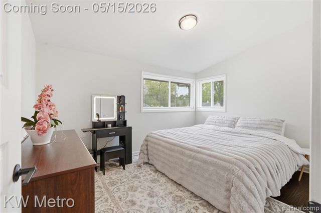 1925 Nakota Road, Royal Oak, MI 48073
