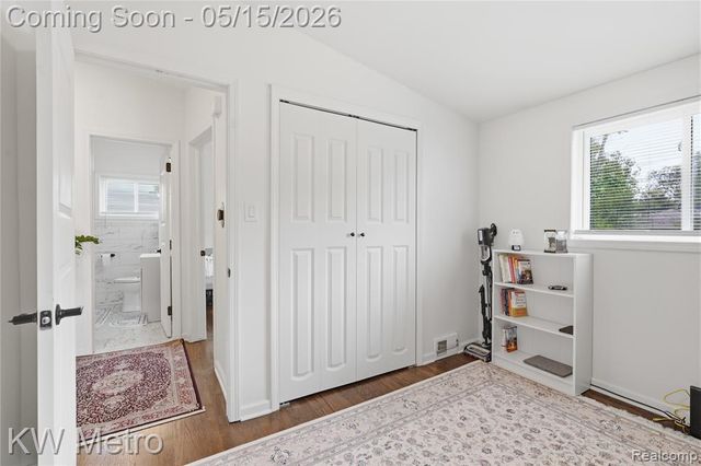 1925 Nakota Road, Royal Oak, MI 48073