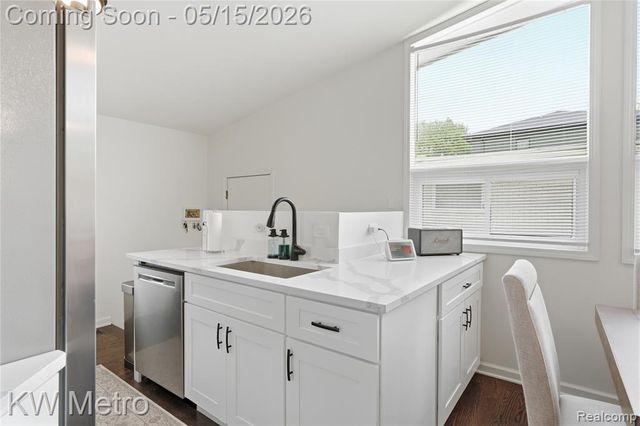 1925 Nakota Road, Royal Oak, MI 48073