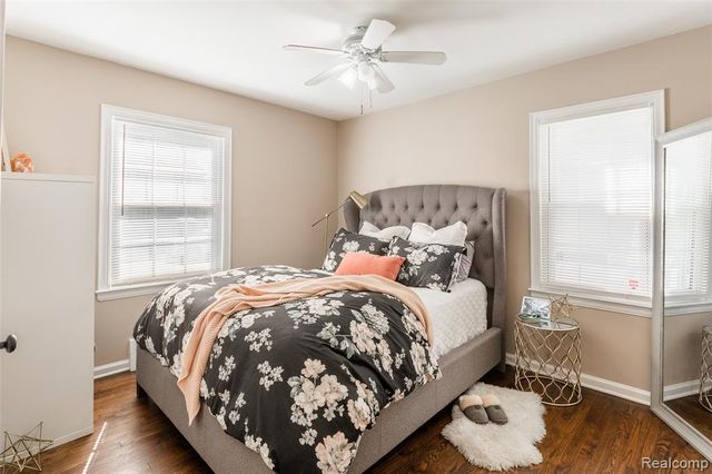 1951 Cole Street, Birmingham, MI 48009