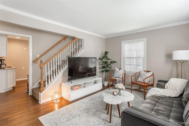 1951 Cole Street, Birmingham, MI 48009