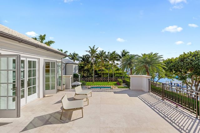 1350 N Lake Way, Palm Beach, FL 33480