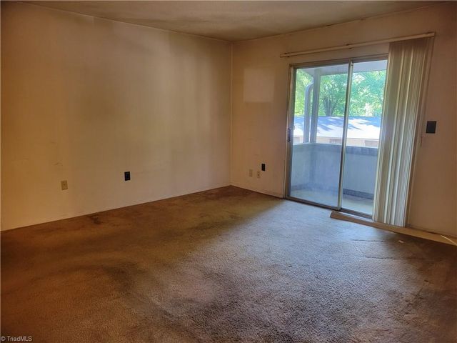 2235 Sunderland Road 99C, Winston-salem, NC 27103