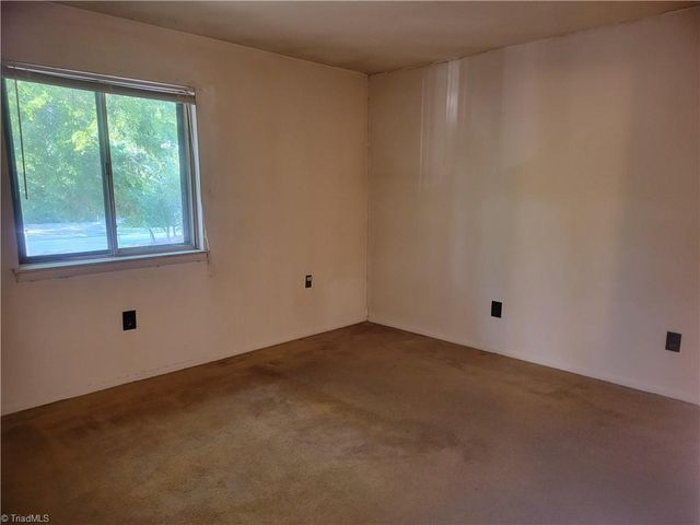 2235 Sunderland Road 99C, Winston-salem, NC 27103