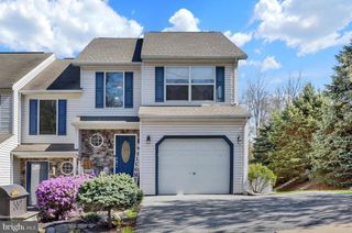 552 KELKER ST, Oberlin, PA 17113