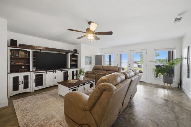 563 Caddo Trail, Scroggins, TX 75480