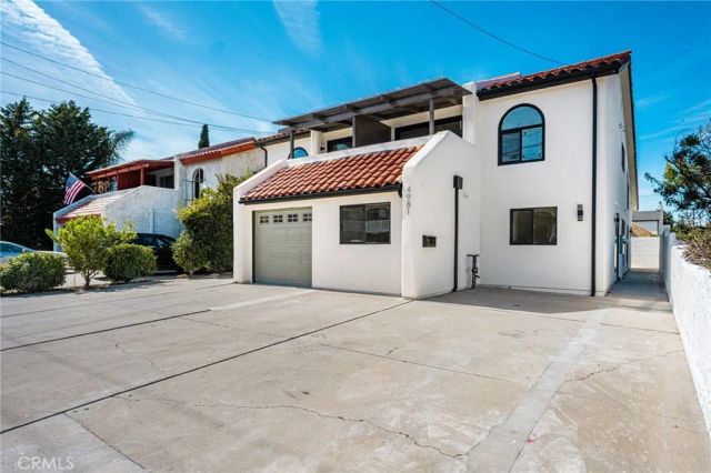 4981 Pearce C, Huntington Beach, CA 92649