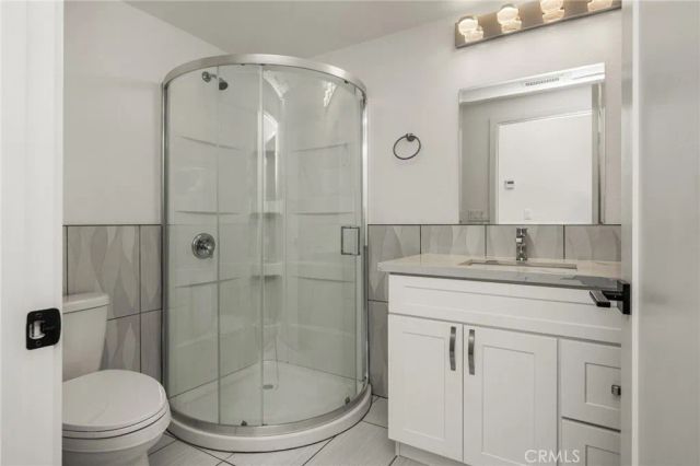 4981 Pearce C, Huntington Beach, CA 92649